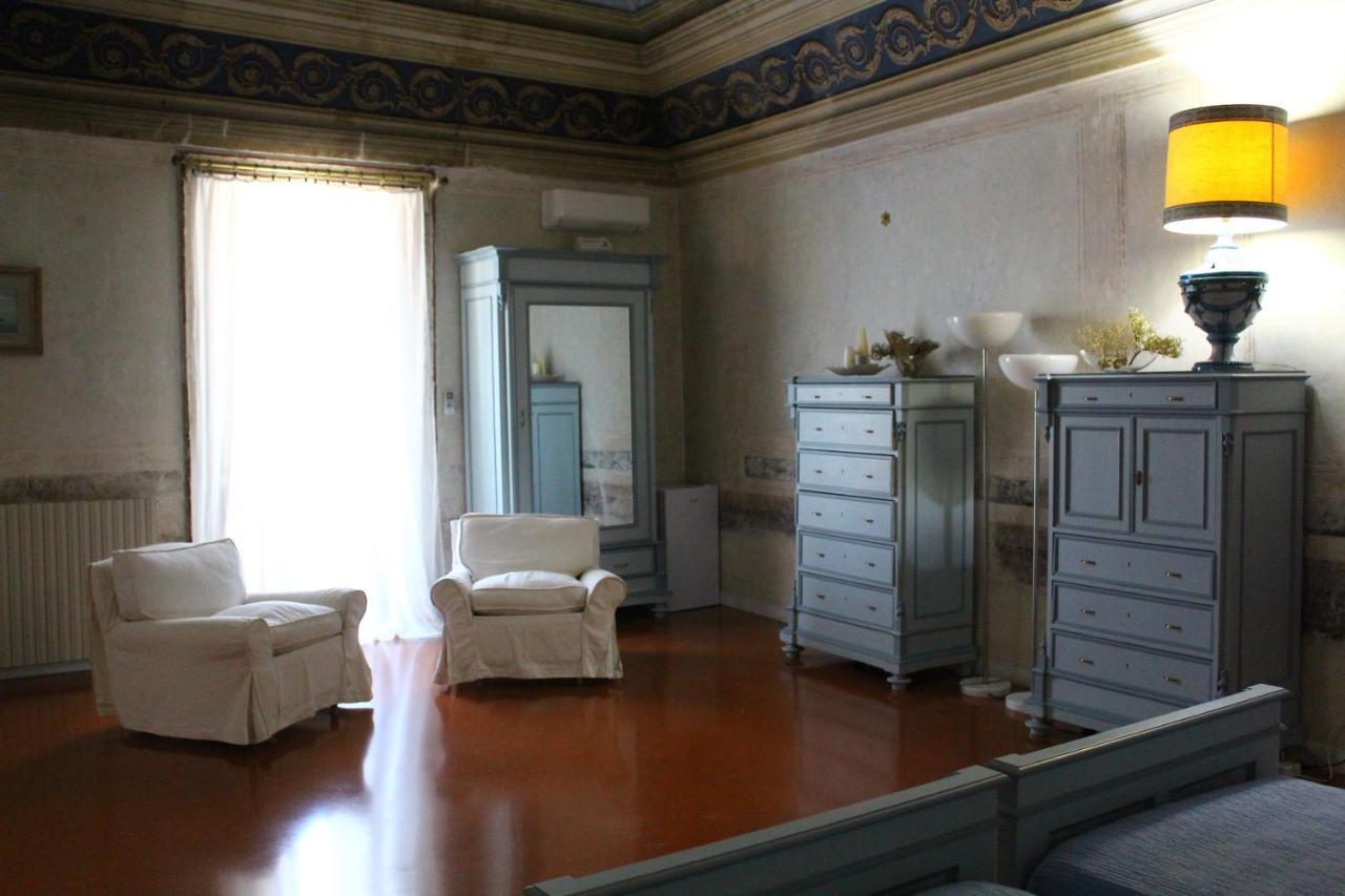 מטרה Palazzo Bernardini B & B מראה חיצוני תמונה
