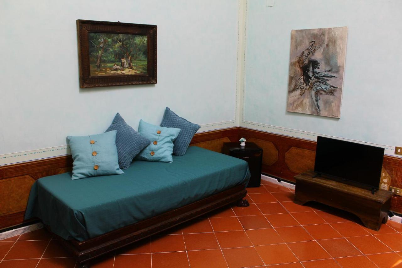 מטרה Palazzo Bernardini B & B מראה חיצוני תמונה
