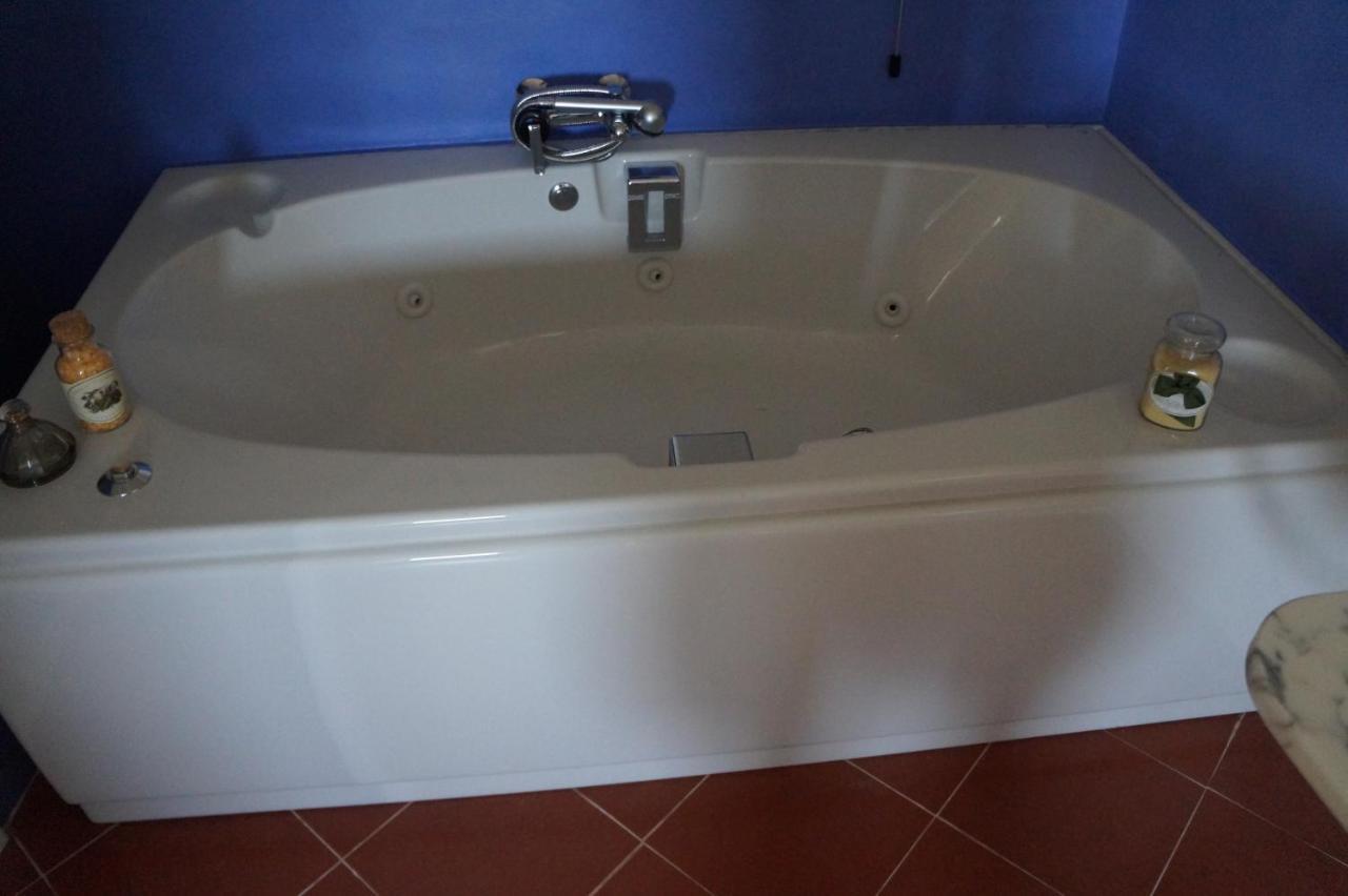 מטרה Palazzo Bernardini B & B מראה חיצוני תמונה