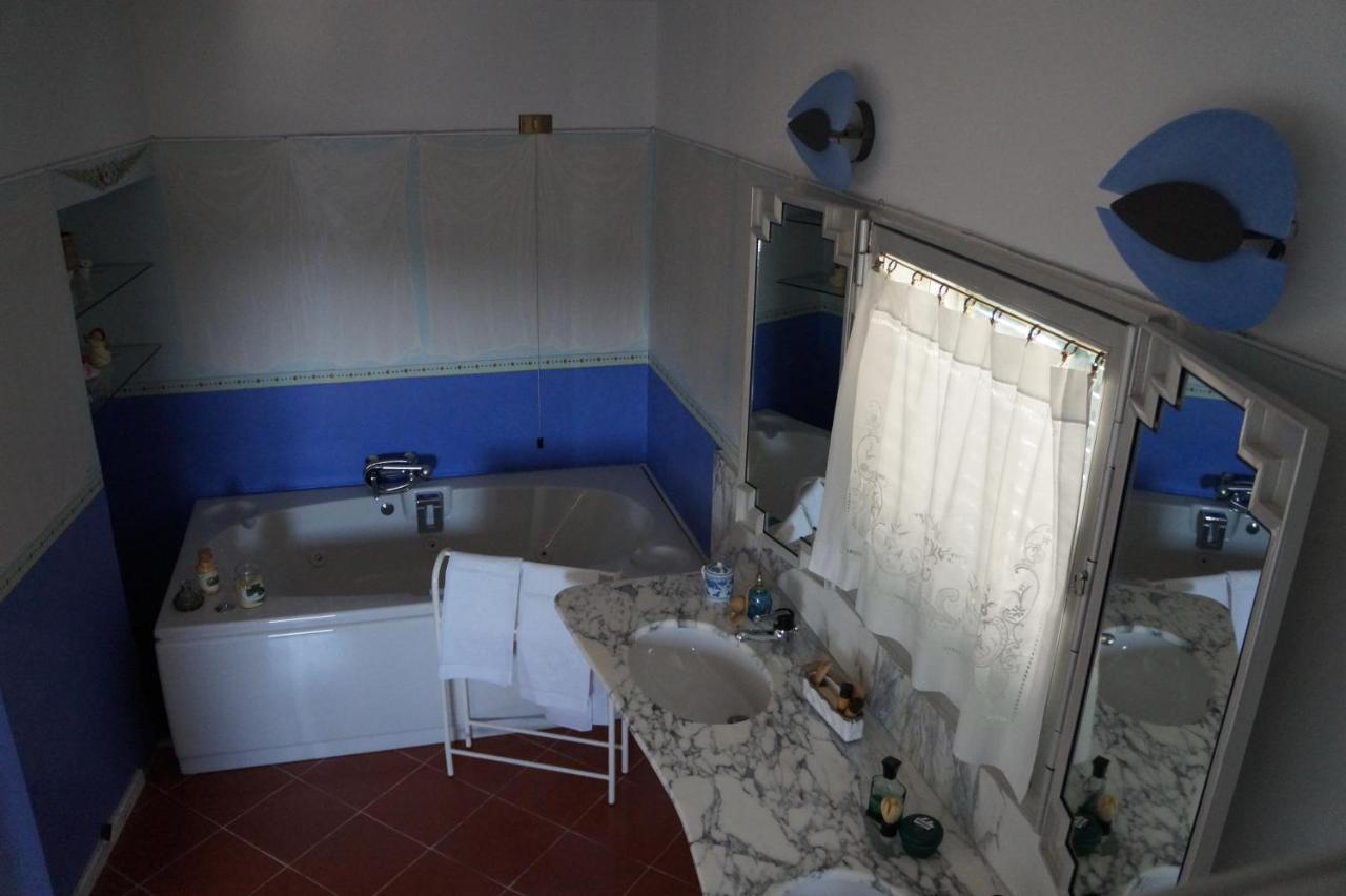 מטרה Palazzo Bernardini B & B מראה חיצוני תמונה