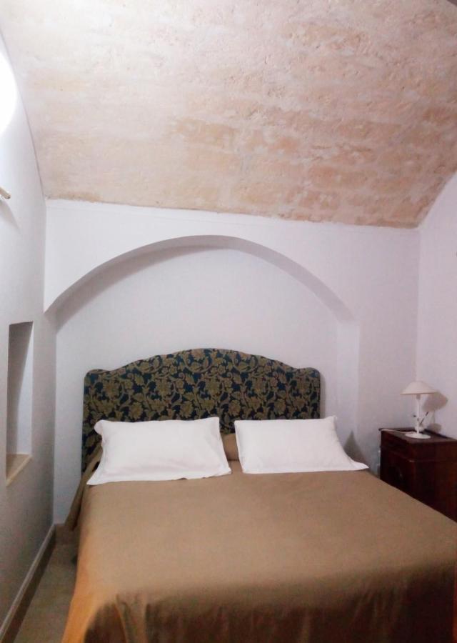 מטרה Palazzo Bernardini B & B מראה חיצוני תמונה